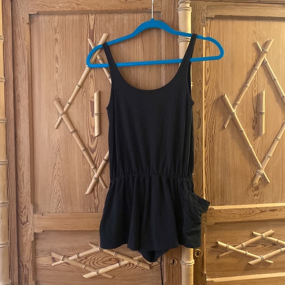 Super soft black theory romper size small - Picture 3 of 3